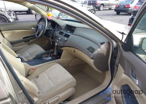 2008 Honda Accord 2.4 Lx-P из США, поврежденный, VIN JHMCP26448C032151